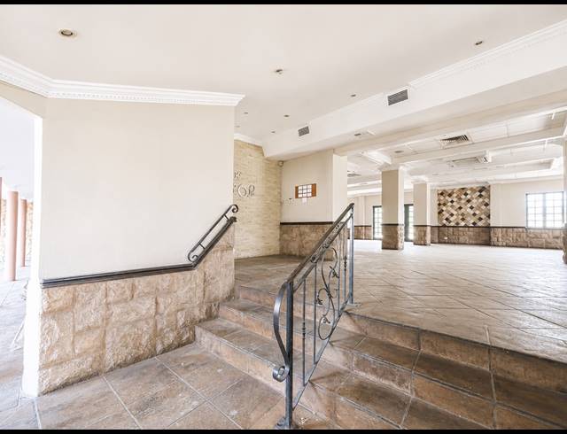 516M² CO-WORKING SPACE TO LET IN BEREA WEST